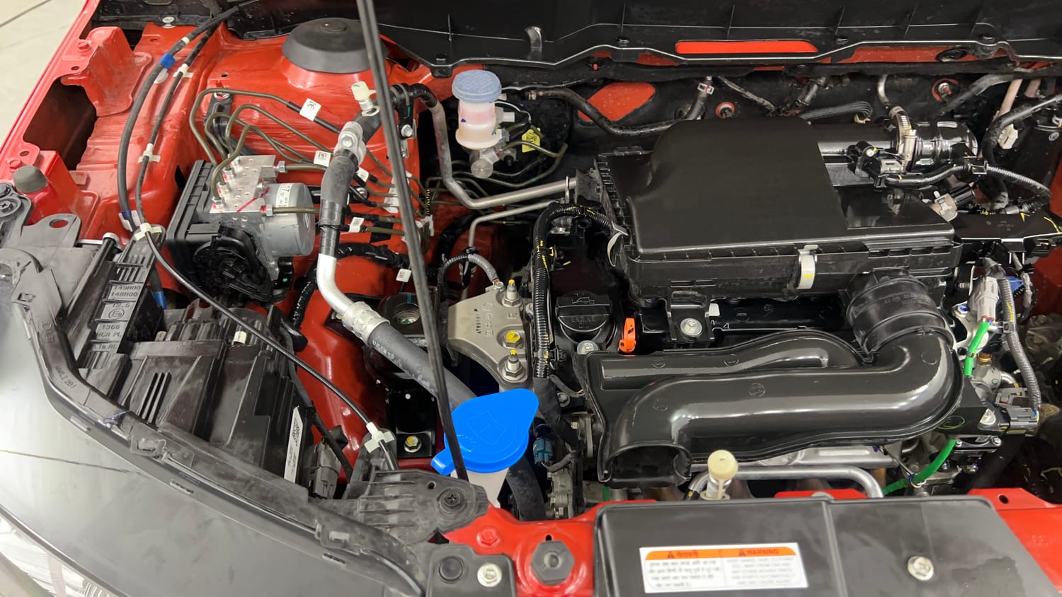 Used 2025 Maruti Suzuki Brezza ZXi Plus AT Petrol Automatic engine ENGINE RIGHT SIDE VIEW