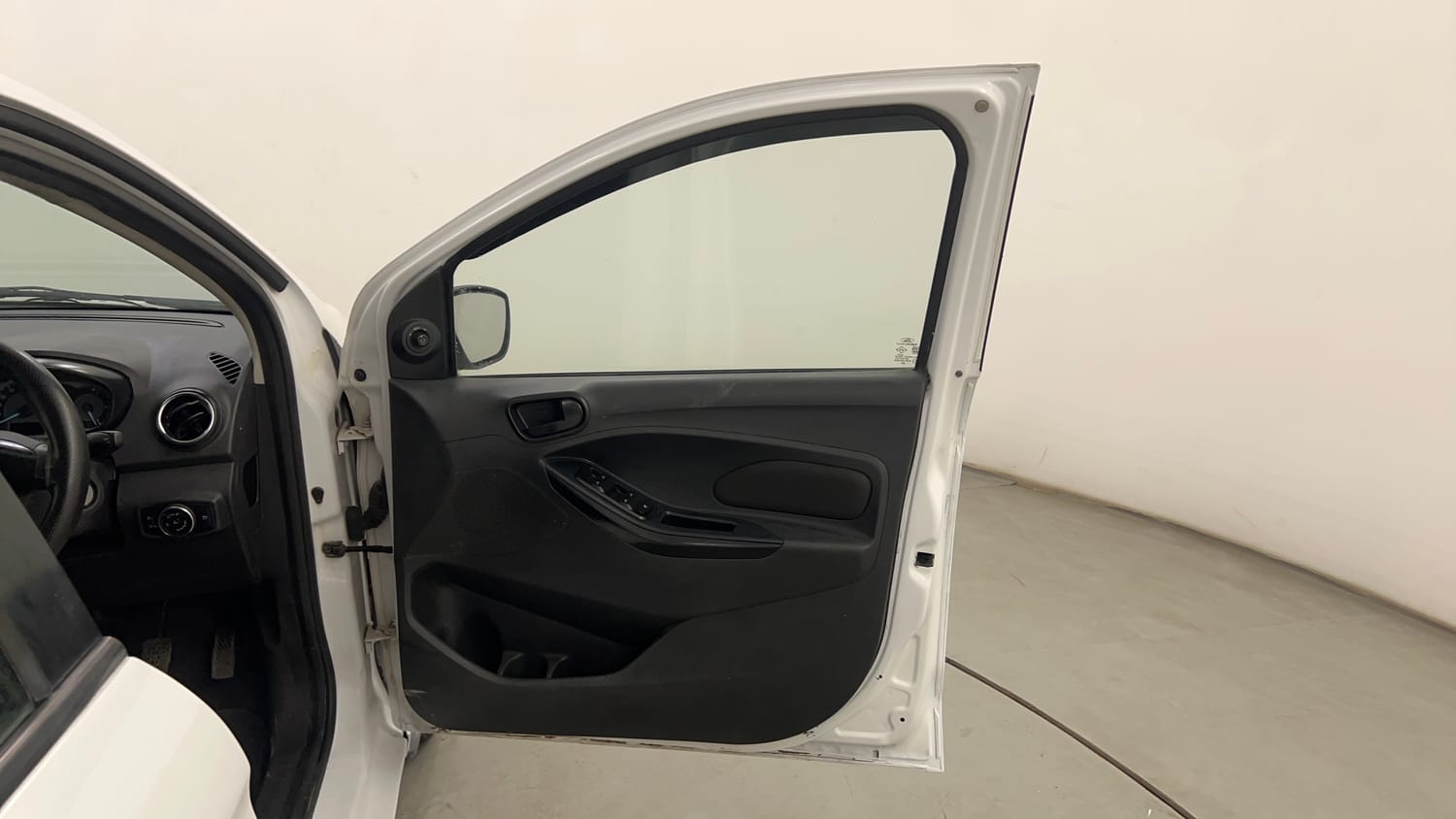 Used 2017 Ford Figo Titanium 1.2 Ti-VCT Petrol Manual interior RIGHT FRONT DOOR OPEN VIEW
