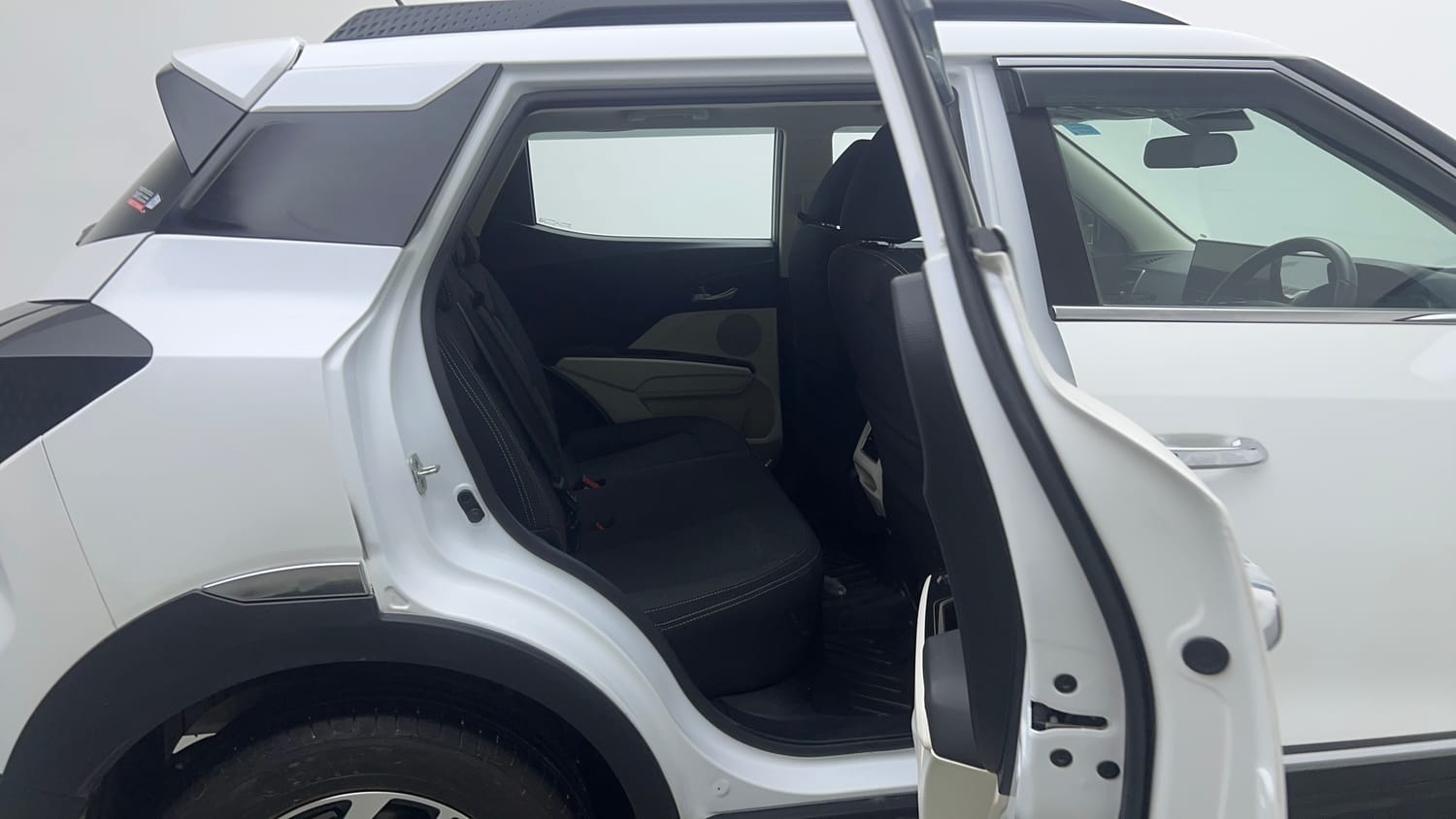 Used 2025 Mahindra XUV 3XO AX5 1.2 Petrol Petrol Manual interior RIGHT SIDE REAR DOOR CABIN VIEW
