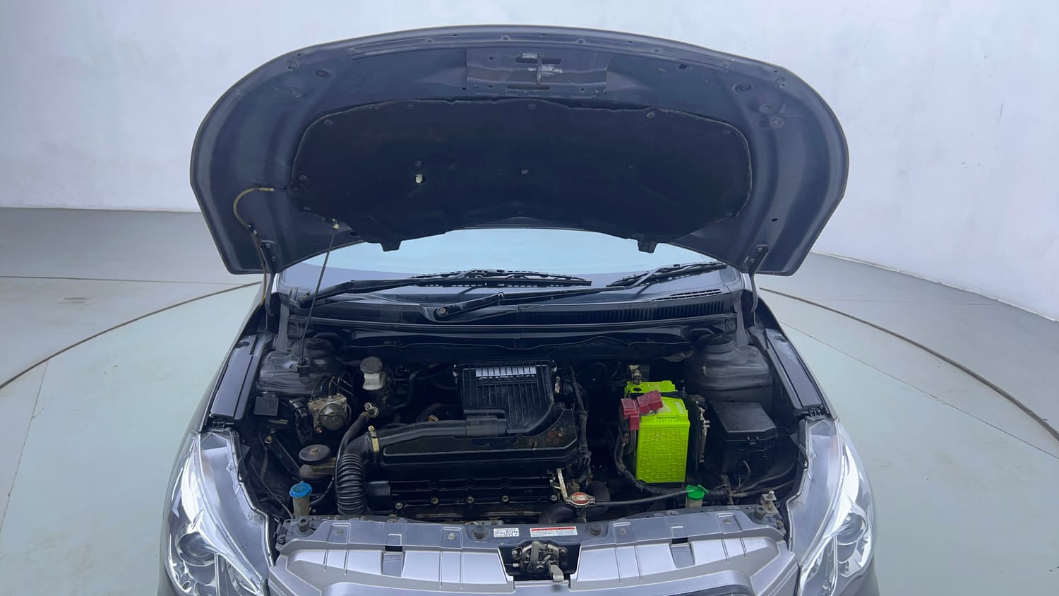 Used 2017 Maruti Suzuki Ciaz ZXI+ Petrol Manual engine ENGINE & BONNET OPEN FRONT VIEW