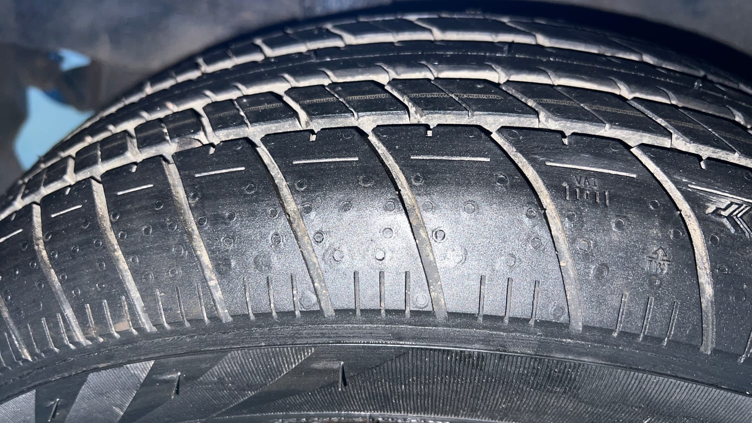 Used 2013 Honda Brio S MT Petrol Manual tyres RIGHT REAR TYRE TREAD VIEW