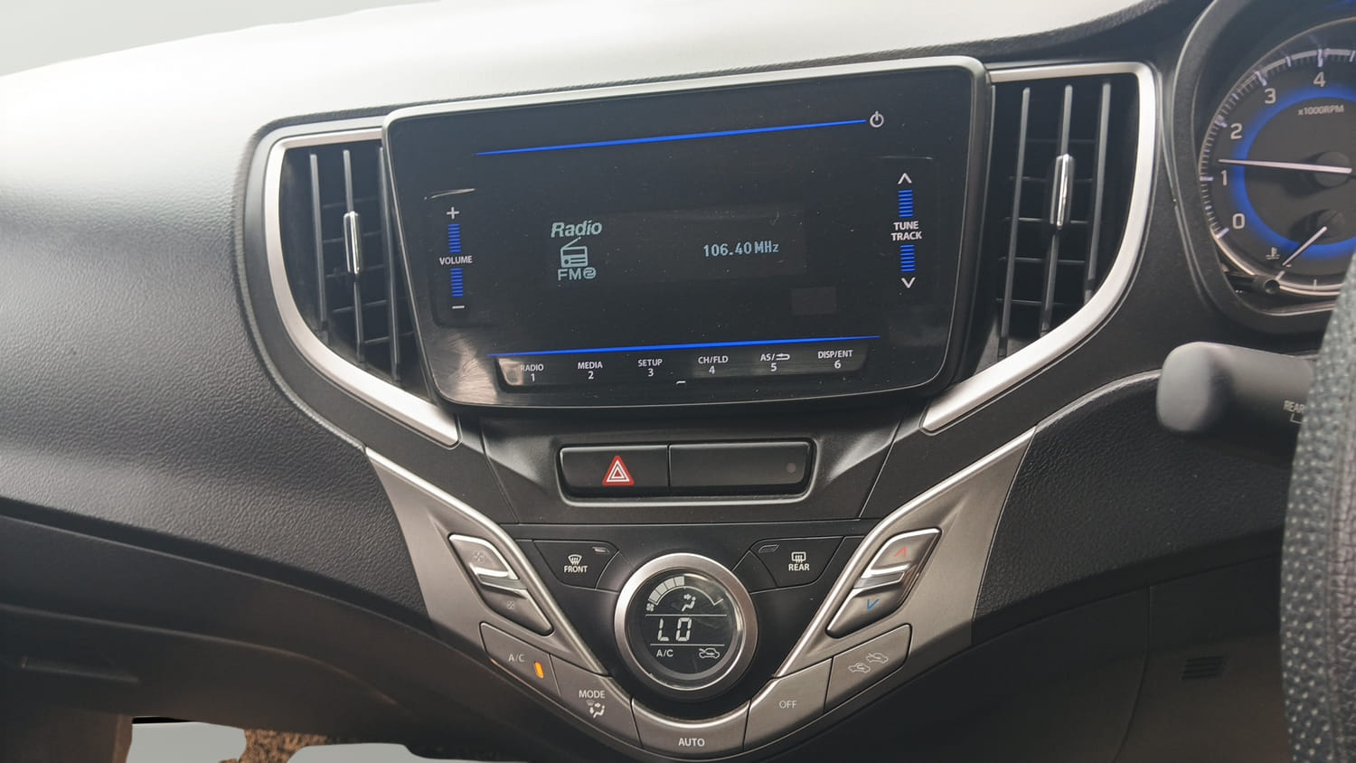 Used 2021 Maruti Suzuki Baleno Delta Petrol Manual interior MUSIC SYSTEM & AC CONTROL VIEW