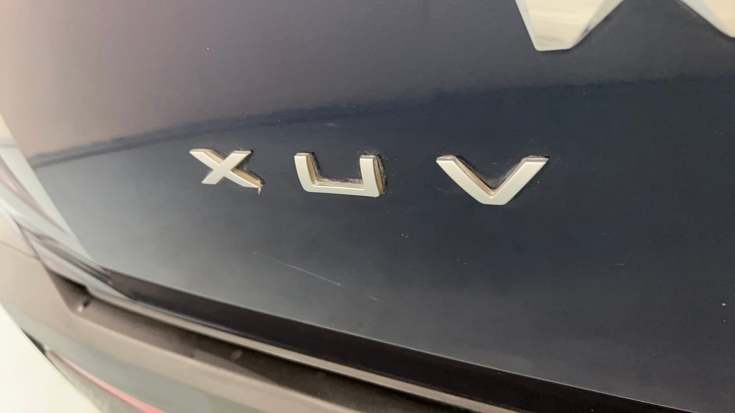 Used 2025 Mahindra XUV 3XO AX7 1.2 Petrol AT Petrol Automatic dents MINOR SCRATCH
