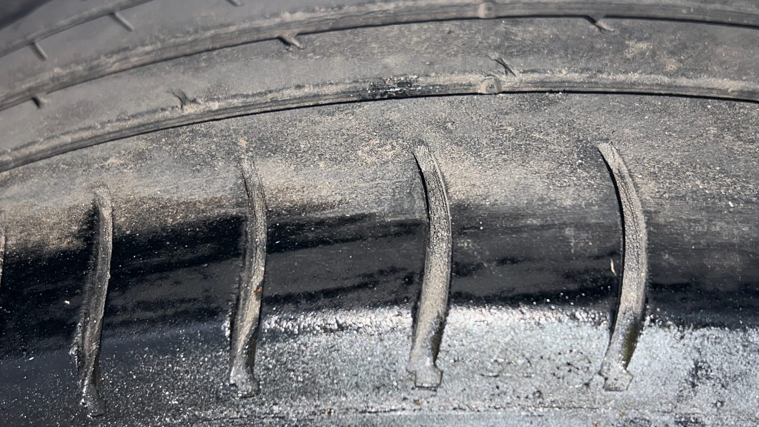Used 2016 Hyundai Grand i10 Magna 1.2 Kappa VTVT Petrol Manual tyres LEFT REAR TYRE TREAD VIEW