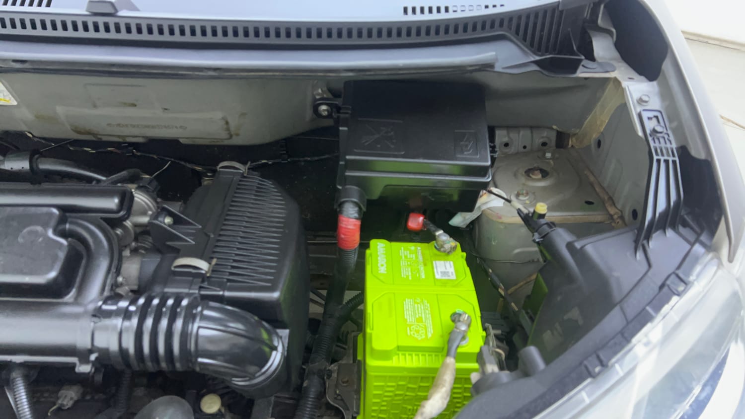 Used 2016 Datsun Redi-GO S Petrol Manual engine ENGINE LEFT SIDE VIEW
