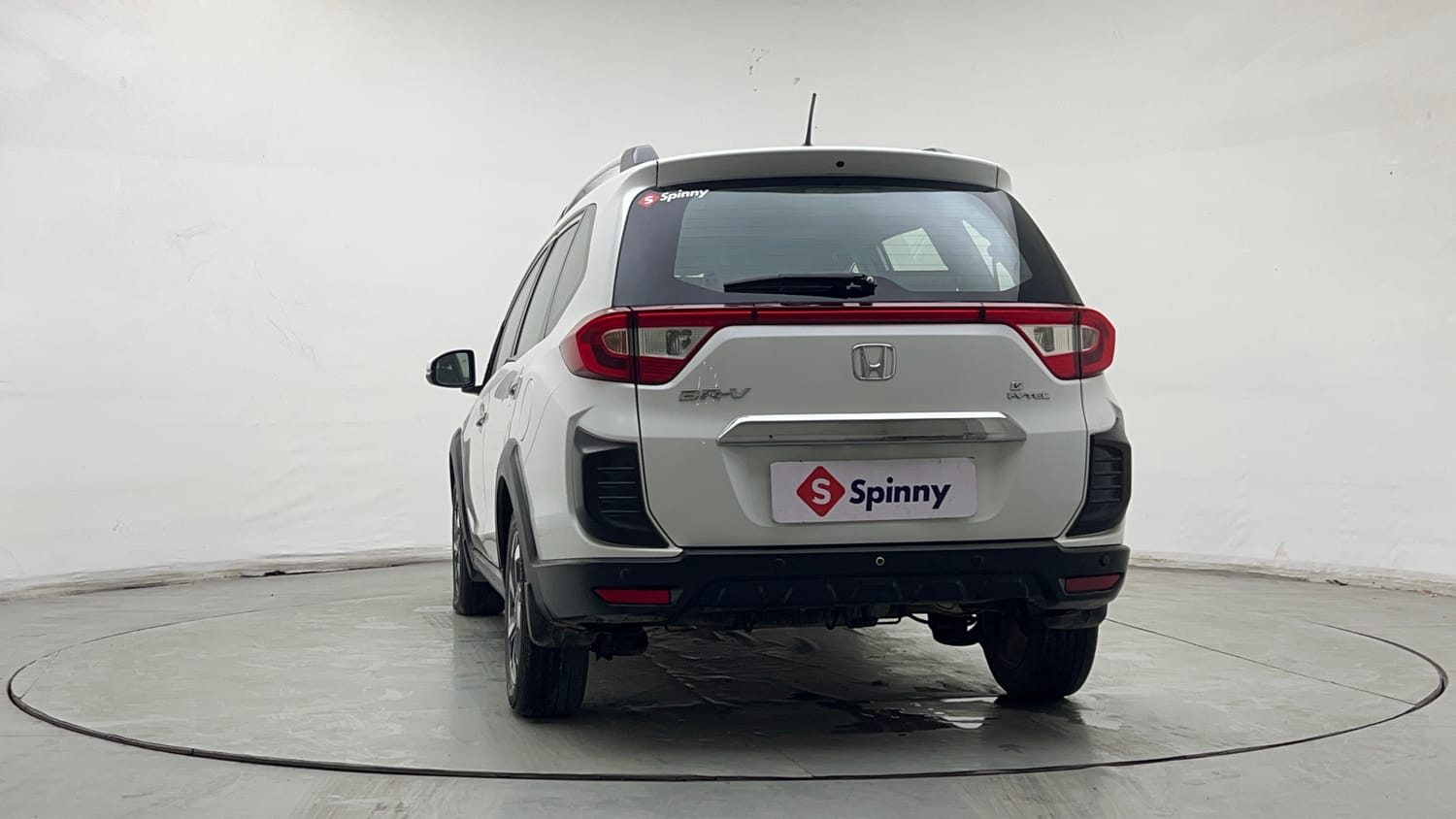 Used 2018 Honda BR-V V CVT Petrol Petrol Automatic exterior LEFT REAR CORNER VIEW