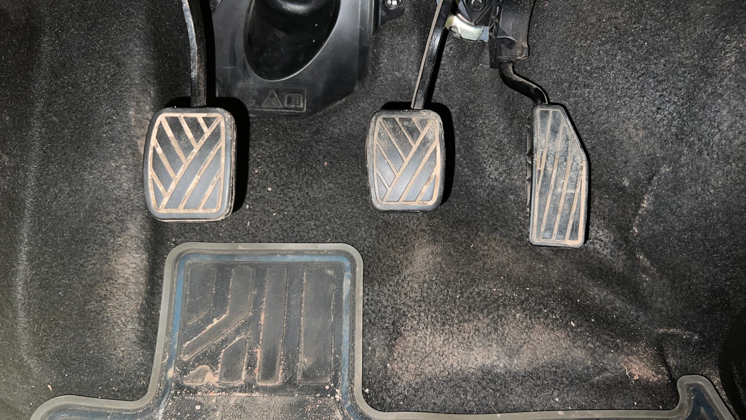 Used 2022 Maruti Suzuki Ignis Delta 1.2 MT Petrol Manual interior PEDALS VIEW