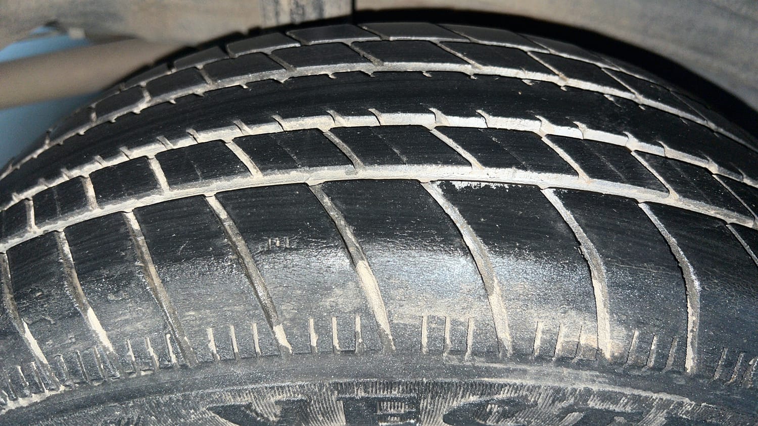 Used 2020 Honda Amaze 1.2 S MT Petrol Petrol Manual tyres RIGHT REAR TYRE TREAD VIEW
