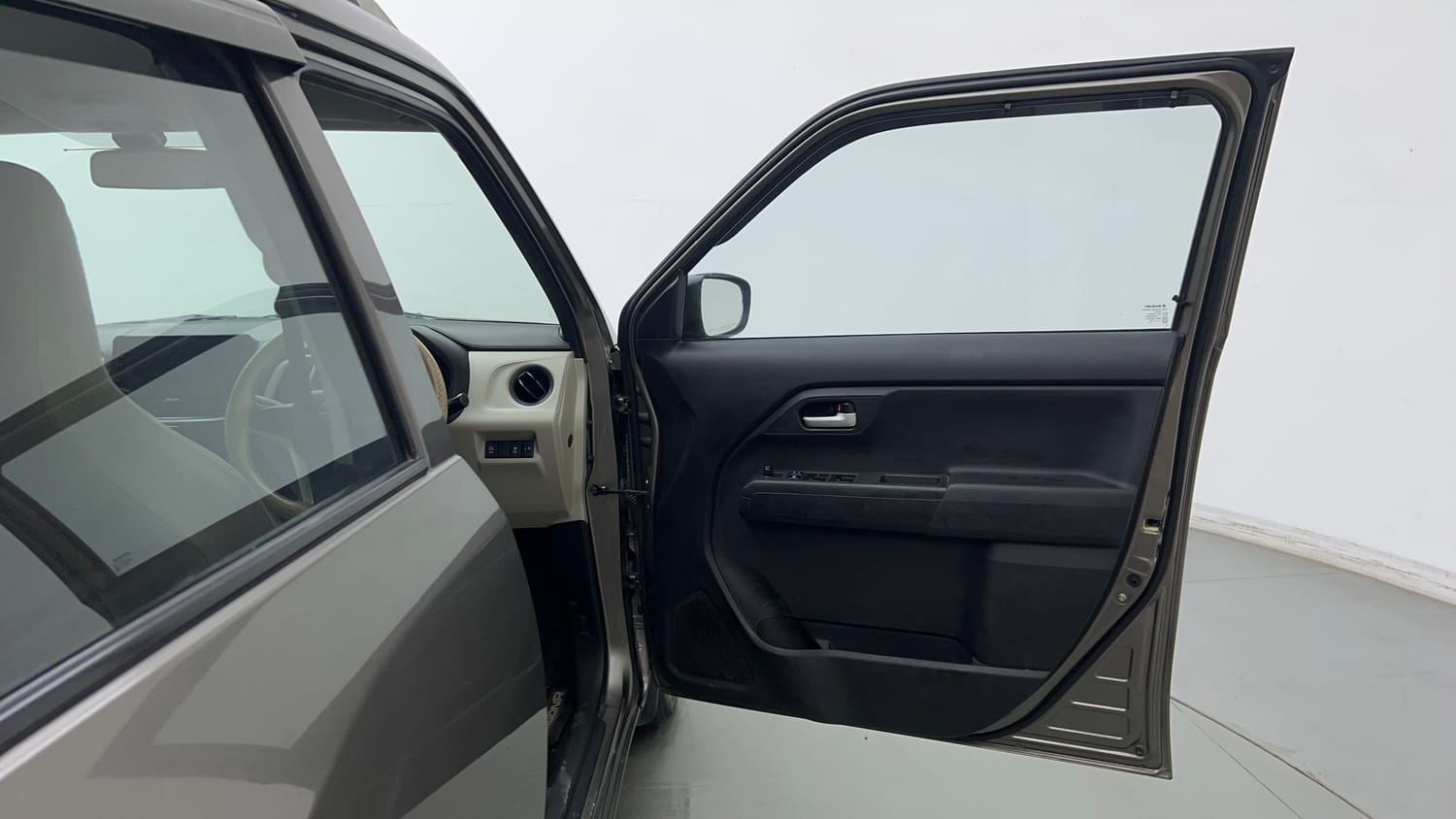 Used 2023 Maruti Suzuki Wagon R VXI 1.0 Petrol Manual interior RIGHT FRONT DOOR OPEN VIEW