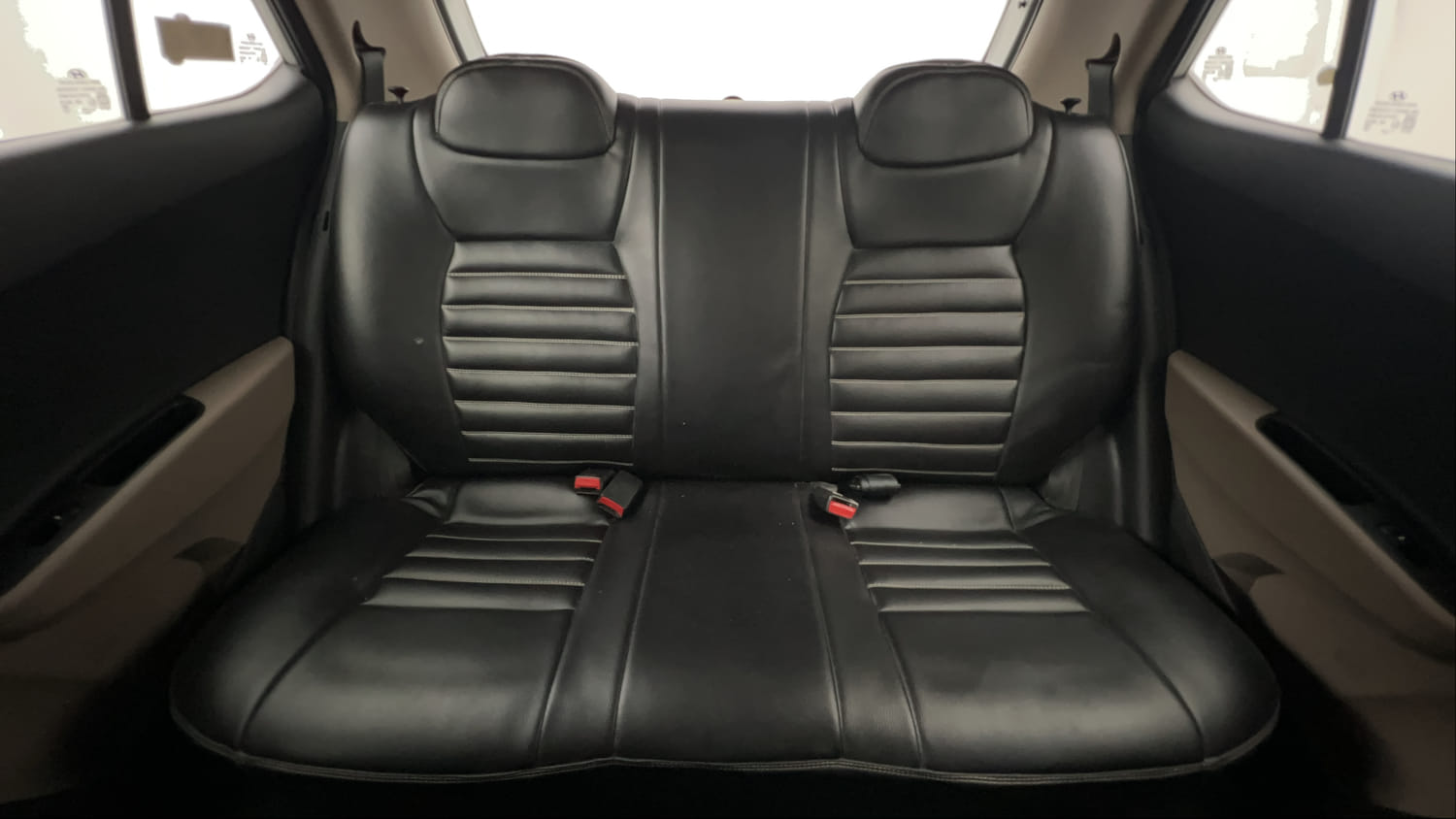 Used 2016 Hyundai Grand i10 Magna 1.2 Kappa VTVT Petrol Manual interior REAR SEAT CONDITION VIEW