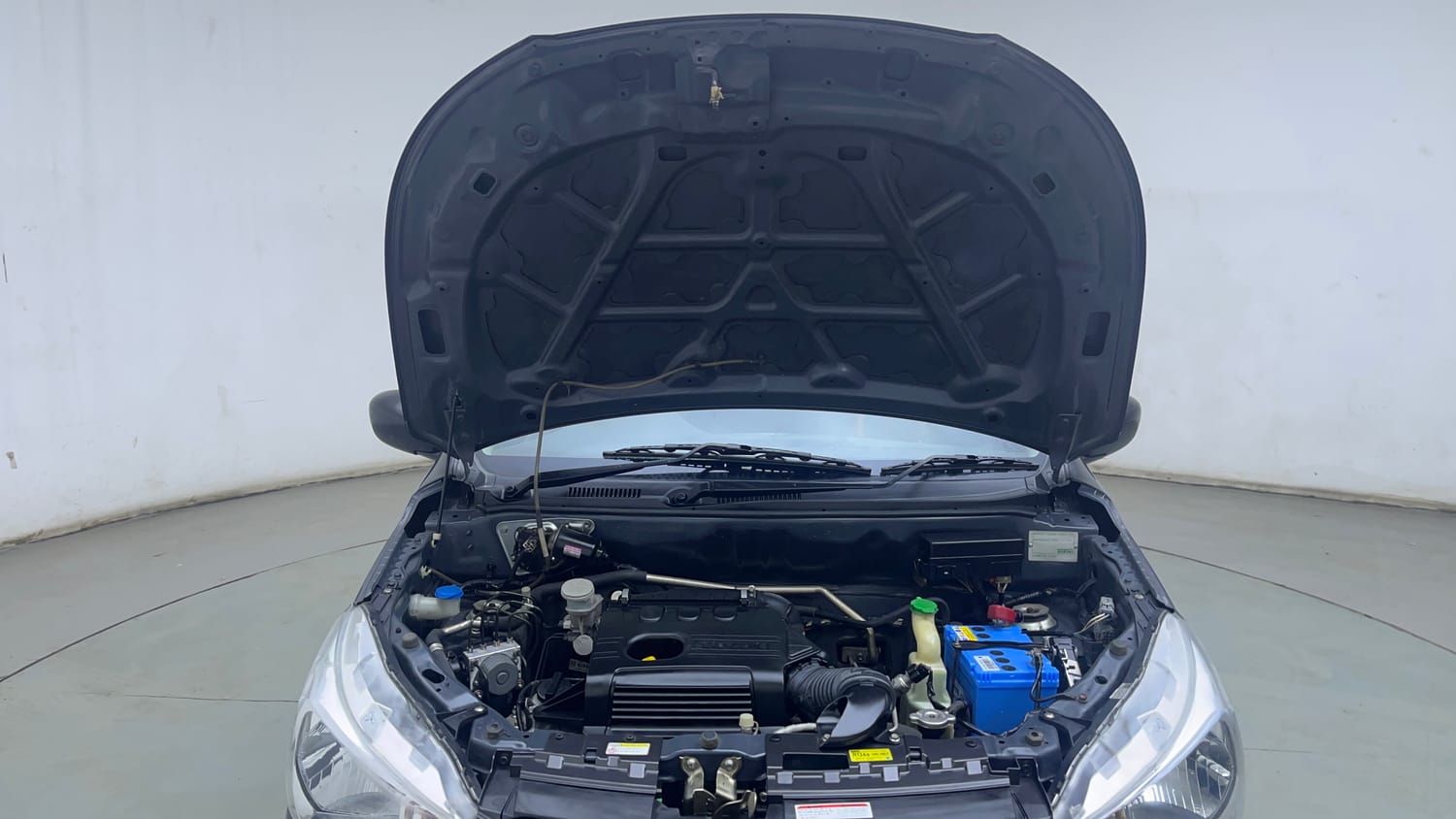 Used 2020 Maruti Suzuki Alto K10 VXi Petrol Manual engine ENGINE & BONNET OPEN FRONT VIEW