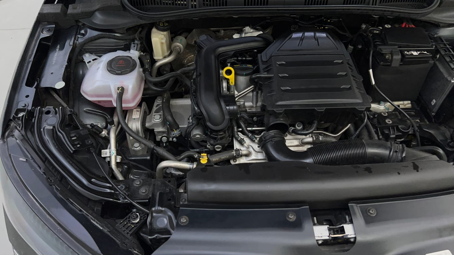 Used 2024 Skoda Slavia Ambition 1.0L TSI MT Petrol Manual engine ENGINE RIGHT SIDE VIEW