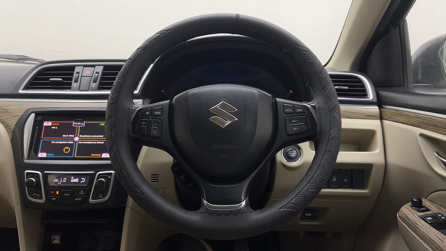Used 2020 Maruti Suzuki Ciaz Alpha Hybrid 1.5 Petrol Manual interior STEERING VIEW