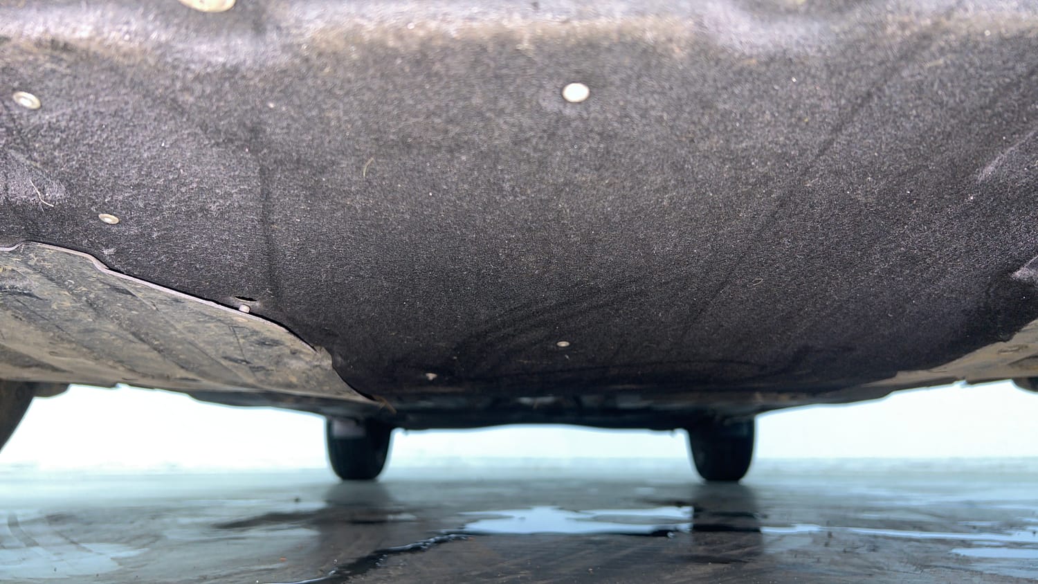 Used 2022 Maruti Suzuki Baleno Delta MT Petrol Manual extra FRONT LEFT UNDERBODY VIEW