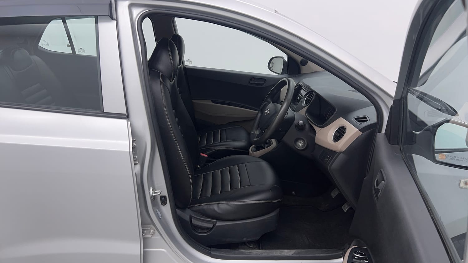 Used 2016 Hyundai Grand i10 Magna 1.2 Kappa VTVT Petrol Manual interior RIGHT SIDE FRONT DOOR CABIN VIEW