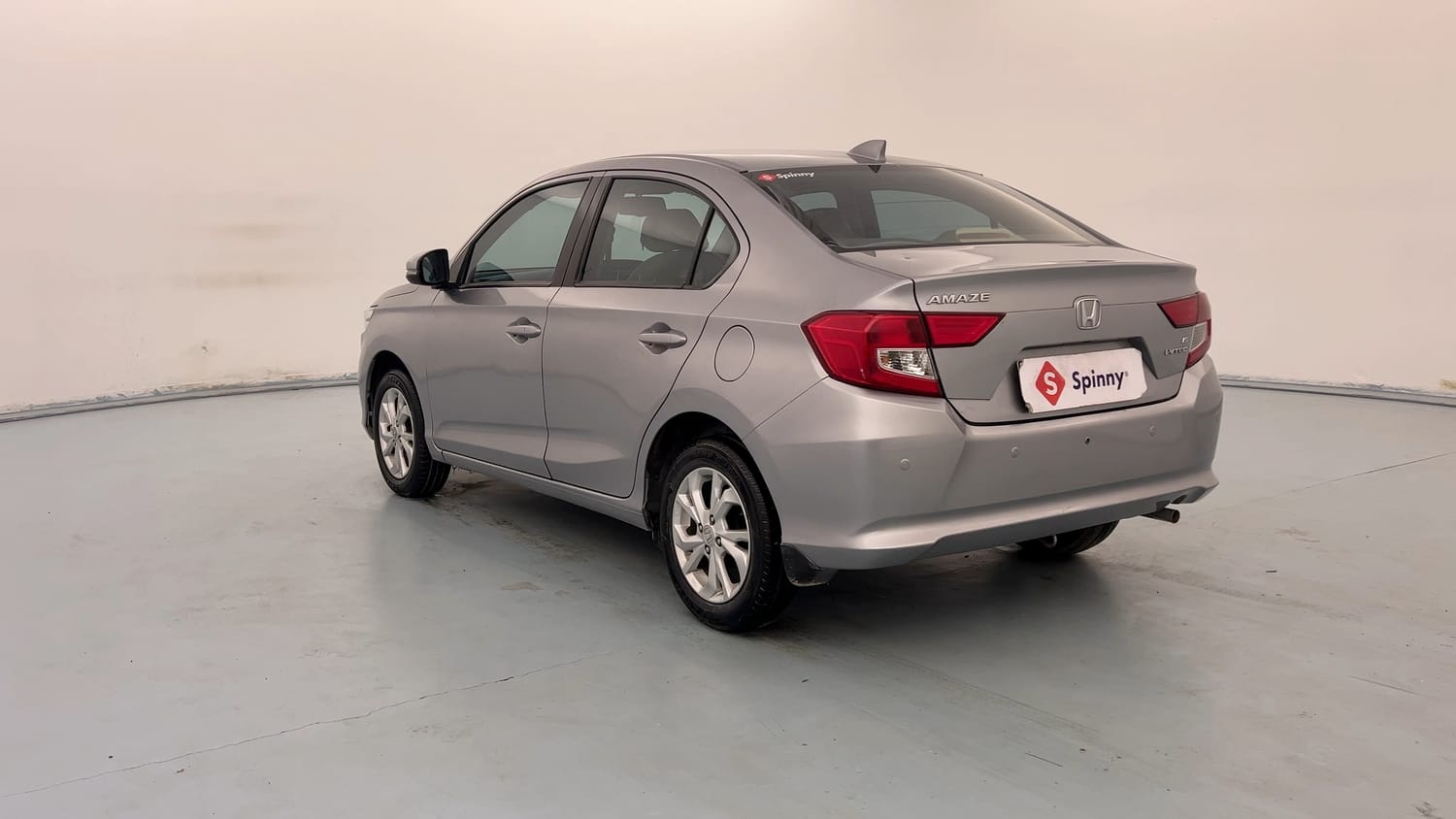 Used 2021 Honda Amaze 1.2 V MT Petrol Petrol Manual exterior LEFT REAR CORNER VIEW