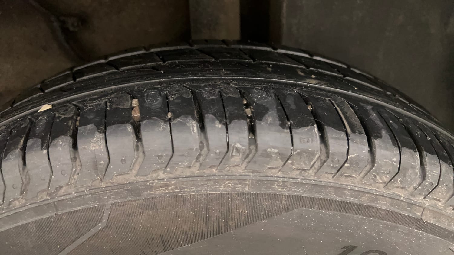 Used 2023 Tata Punch Adventure AMT Petrol Automatic tyres LEFT REAR TYRE TREAD VIEW