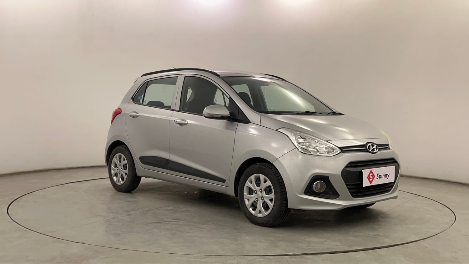 Used 2014 Hyundai Grand i10 Sportz 1.2 Kappa VTVT Petrol Manual exterior RIGHT FRONT CORNER VIEW