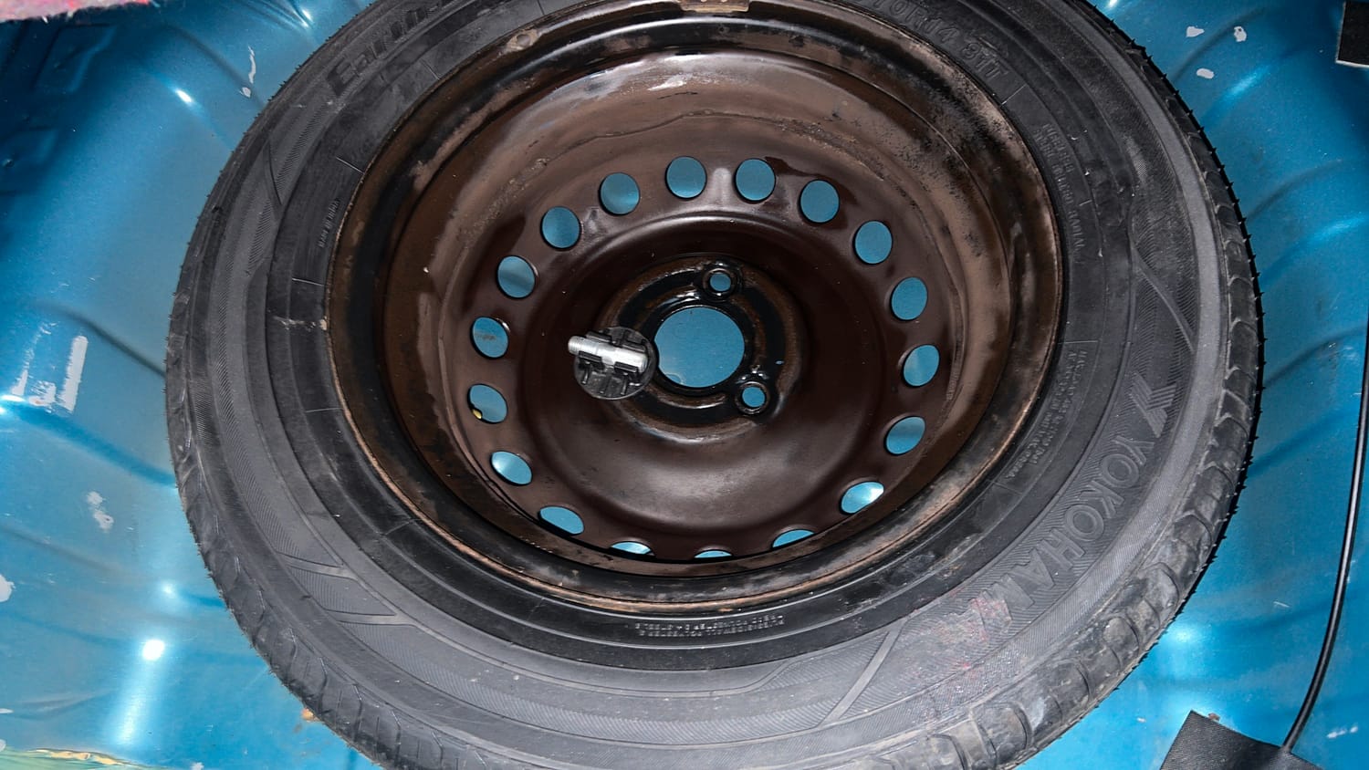 Used 2020 Renault Kwid RXT 1.0 Opt Petrol Manual tyres SPARE TYRE VIEW