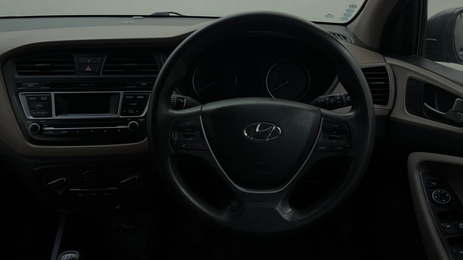 Used 2018 Hyundai Elite i20 Sportz 1.2 Petrol Manual interior STEERING VIEW