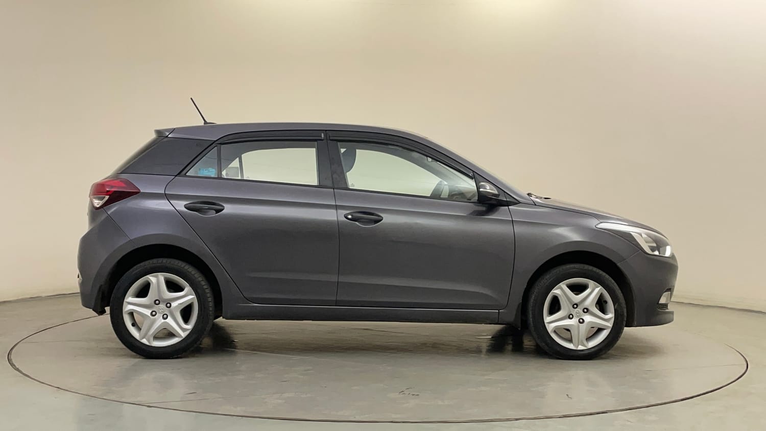 Used 2017 Hyundai Elite i20 Asta 1.2 Petrol Manual exterior RIGHT SIDE VIEW