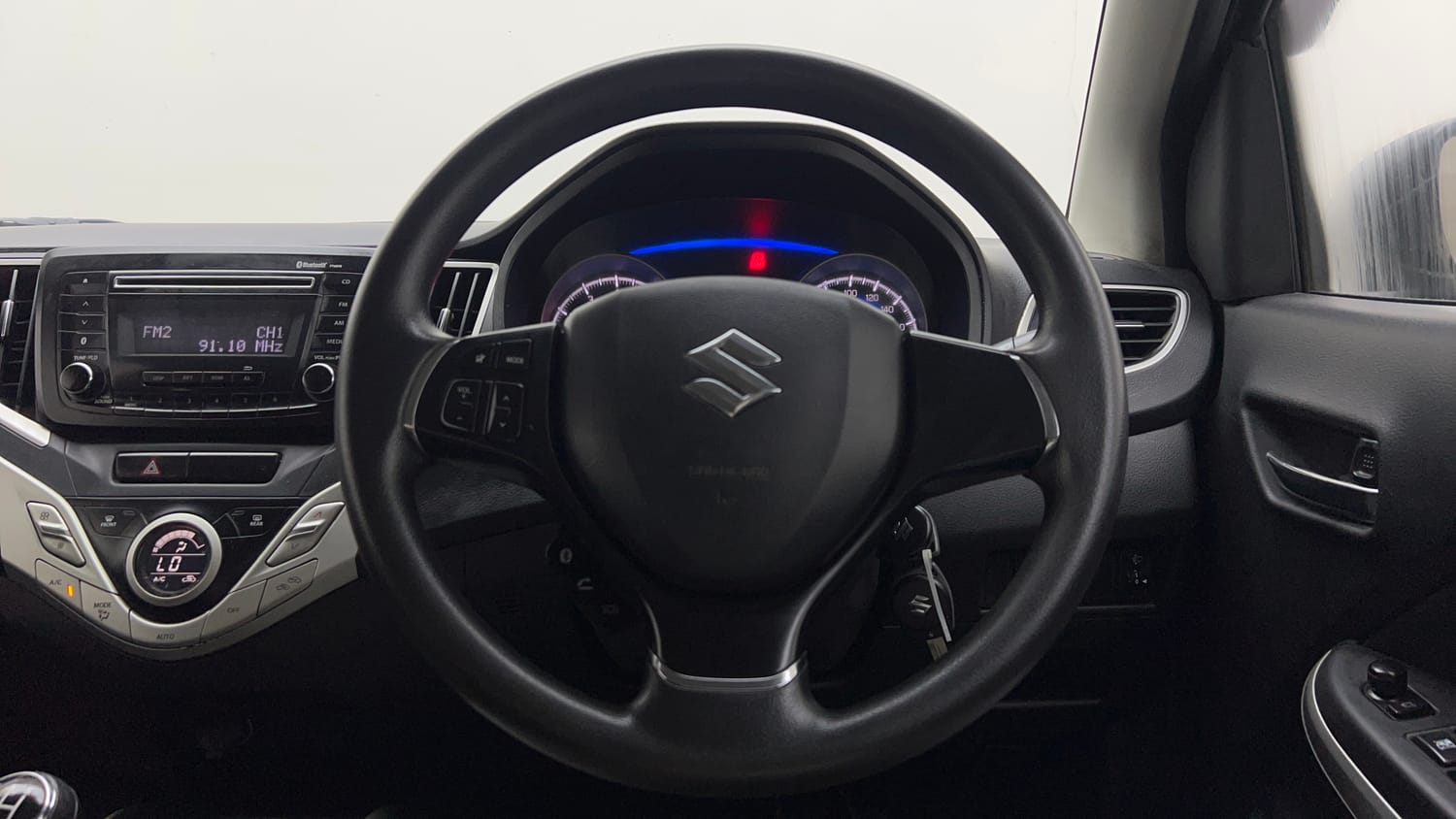 Used 2017 Maruti Suzuki Baleno Delta 1.2 Petrol Manual interior STEERING VIEW