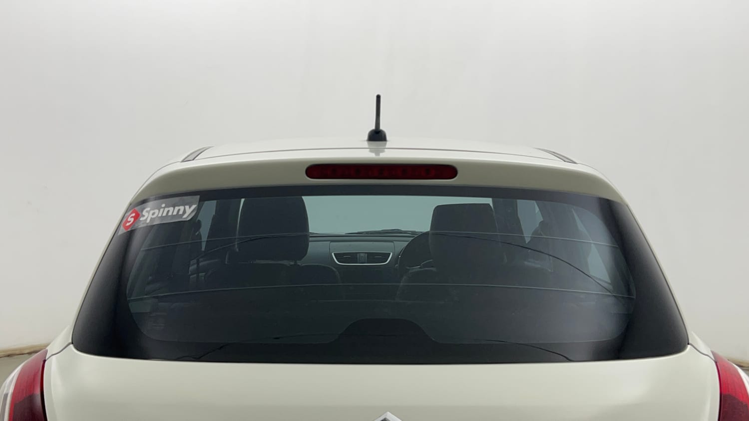 Used 2013 Maruti Suzuki Swift VXi Petrol Manual exterior BACK WINDSHIELD VIEW