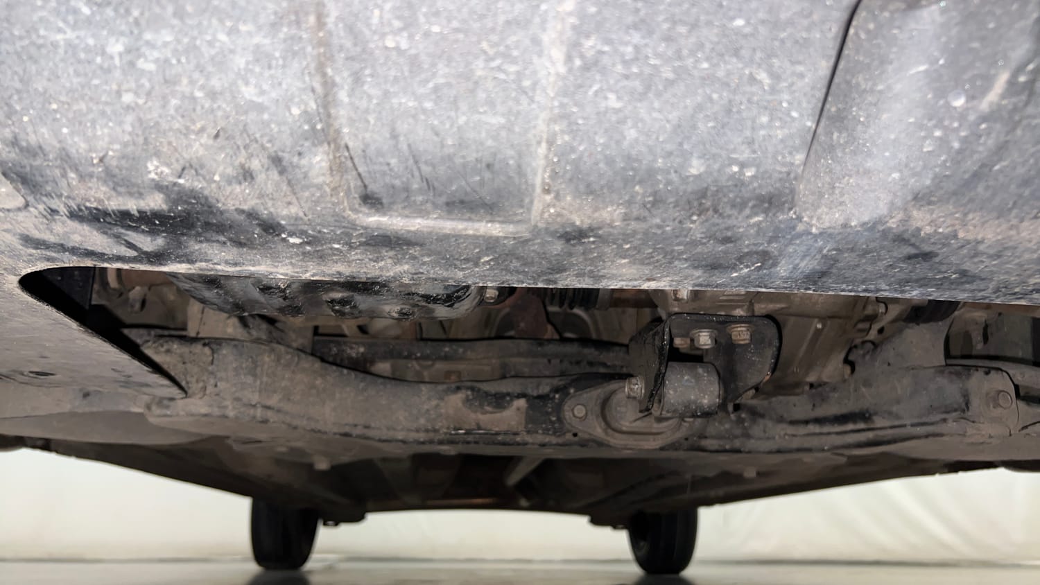 Used 2018 Hyundai Elite i20 Sportz 1.2 Petrol Manual extra FRONT LEFT UNDERBODY VIEW