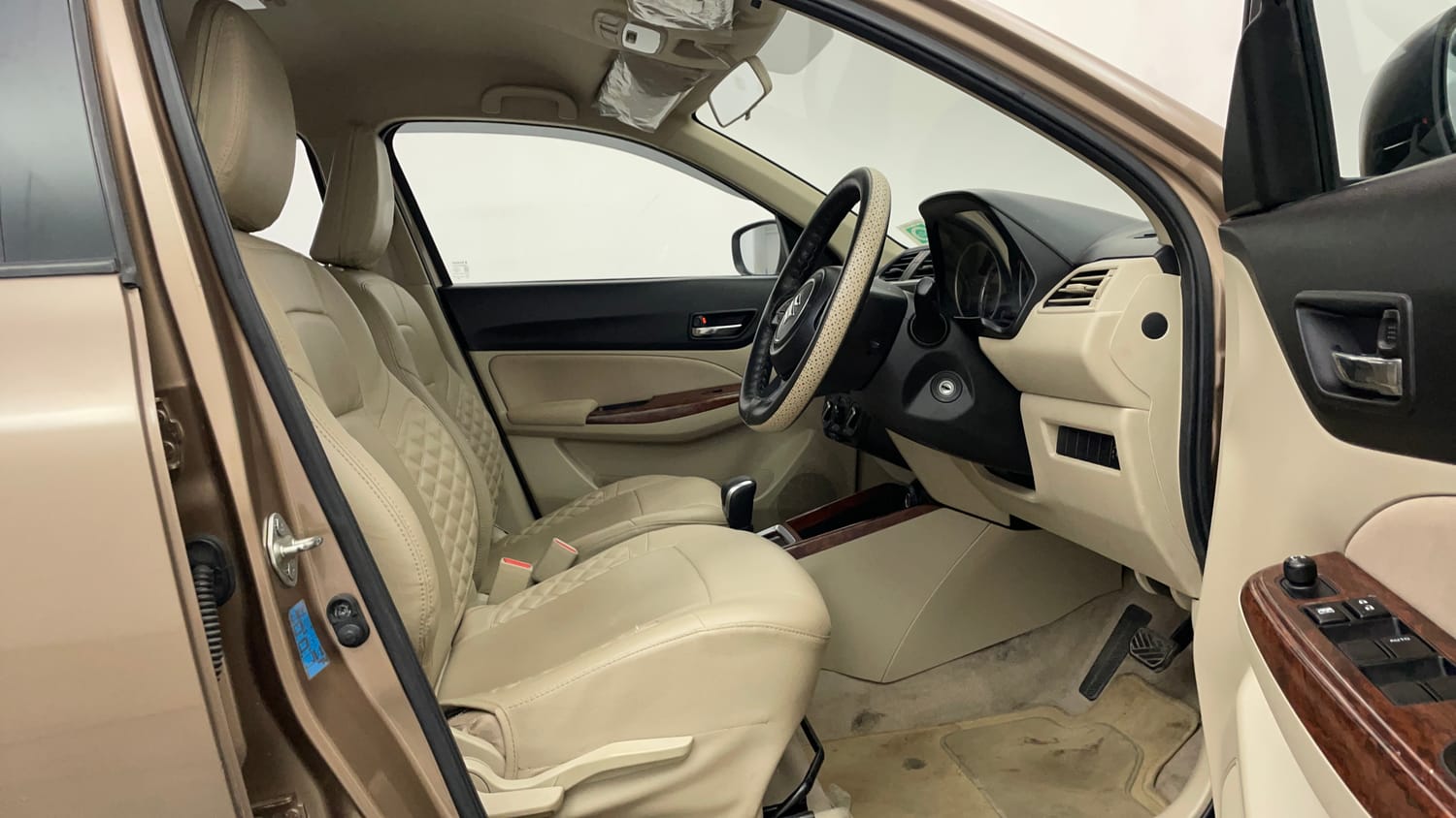 Used 2018 Maruti Suzuki Dzire VXi AMT Petrol Automatic interior RIGHT SIDE FRONT DOOR CABIN VIEW