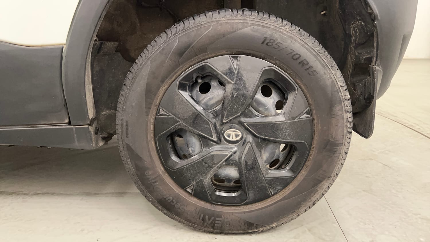 Used 2023 Tata Punch Adventure AMT Petrol Automatic tyres LEFT REAR TYRE RIM VIEW