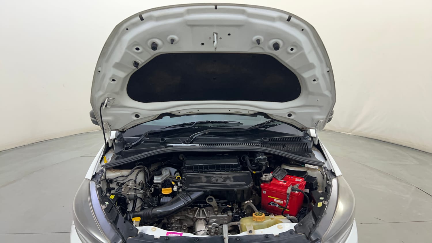 Used 2020 Tata Tiago XZA Plus Dual Tone Petrol Automatic engine ENGINE & BONNET OPEN FRONT VIEW