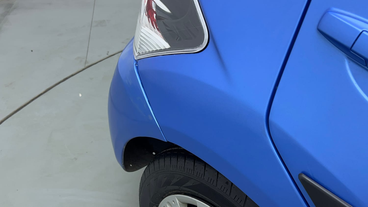 Used 2013 Honda Brio S MT Petrol Manual dents MINOR SCRATCH