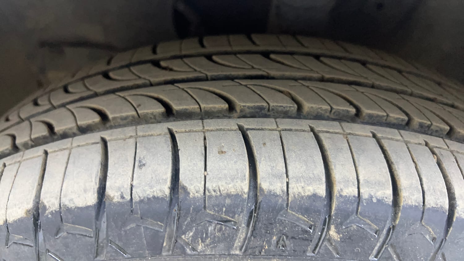 Used 2020 Maruti Suzuki Wagon R ZXi 1.2 Petrol Manual tyres LEFT FRONT TYRE TREAD VIEW