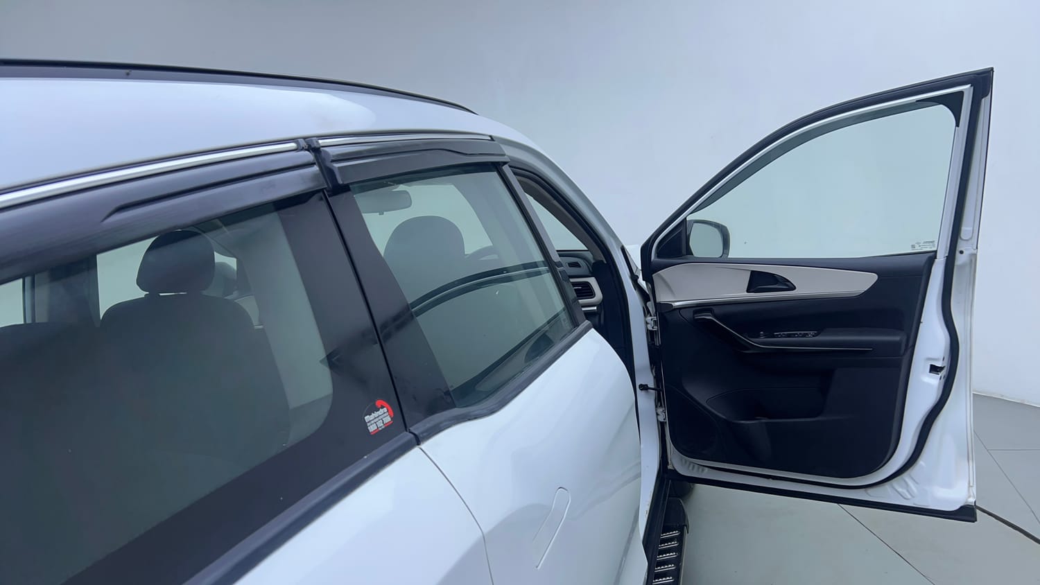 Used 2022 Mahindra XUV700 AX 5 Petrol MT 7 STR Petrol Manual interior RIGHT FRONT DOOR OPEN VIEW