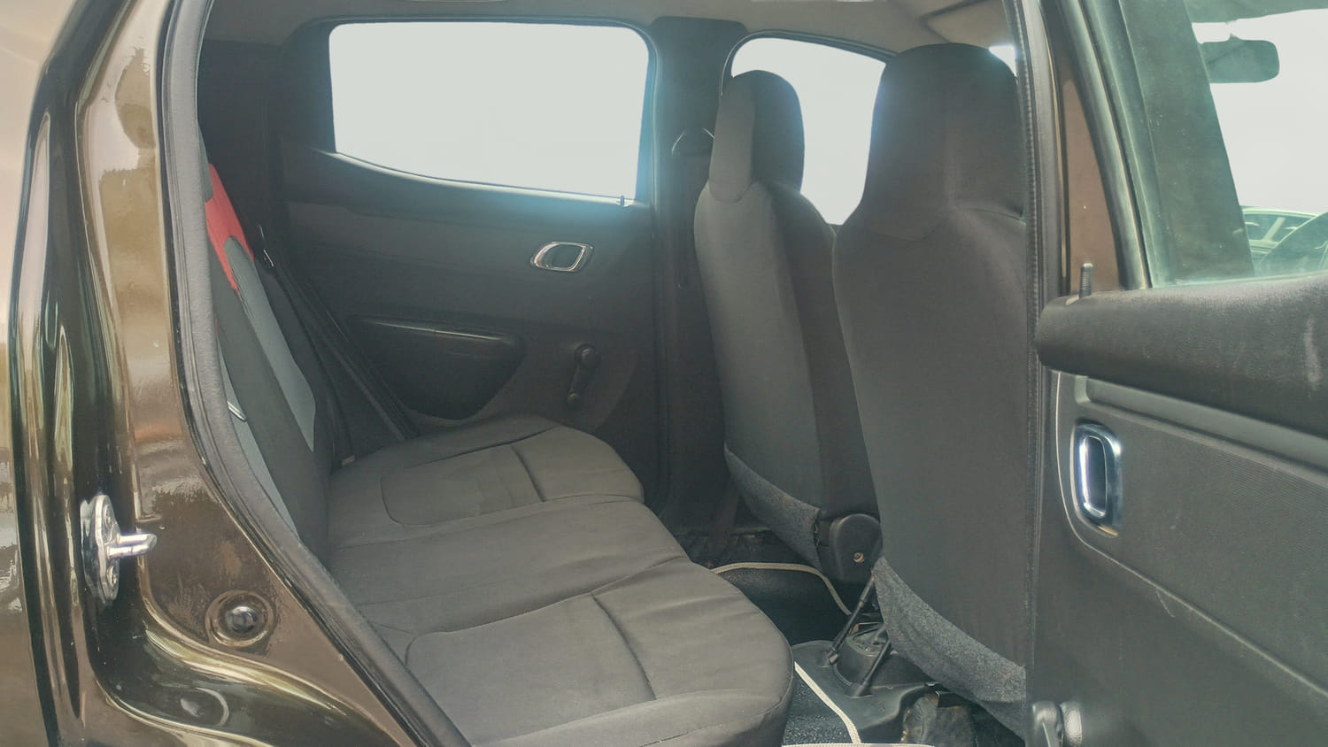 Used 2019 Renault Kwid RXT Opt Petrol Manual interior RIGHT SIDE REAR DOOR CABIN VIEW