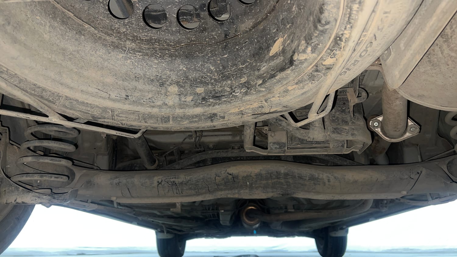 Used 2018 Honda BR-V V CVT Petrol Petrol Automatic extra REAR UNDERBODY VIEW (TAKEN FROM REAR)