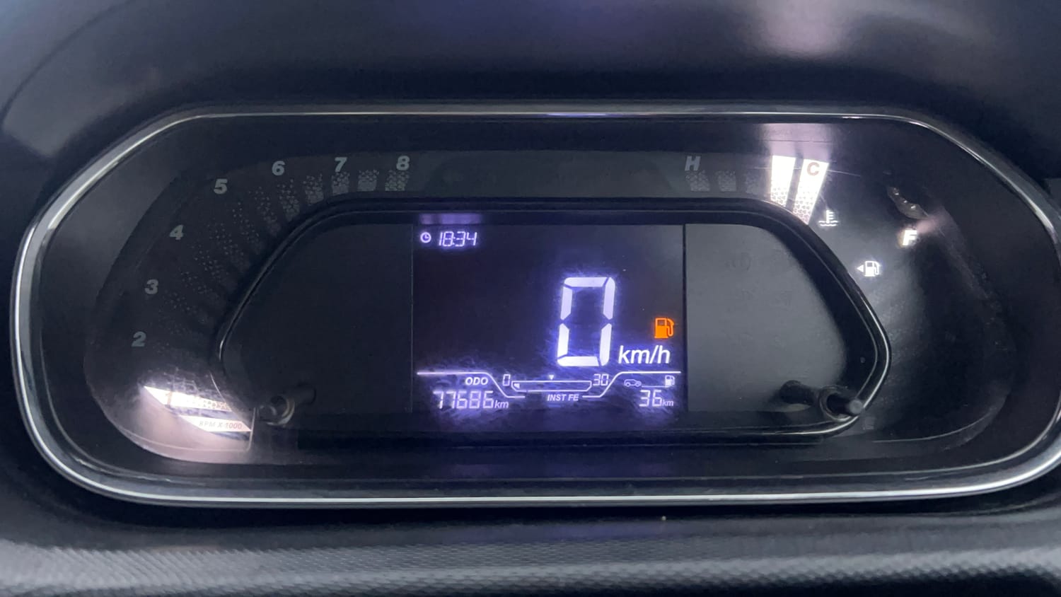 Used 2020 Tata Tiago XT Petrol Manual interior CLUSTERMETER VIEW