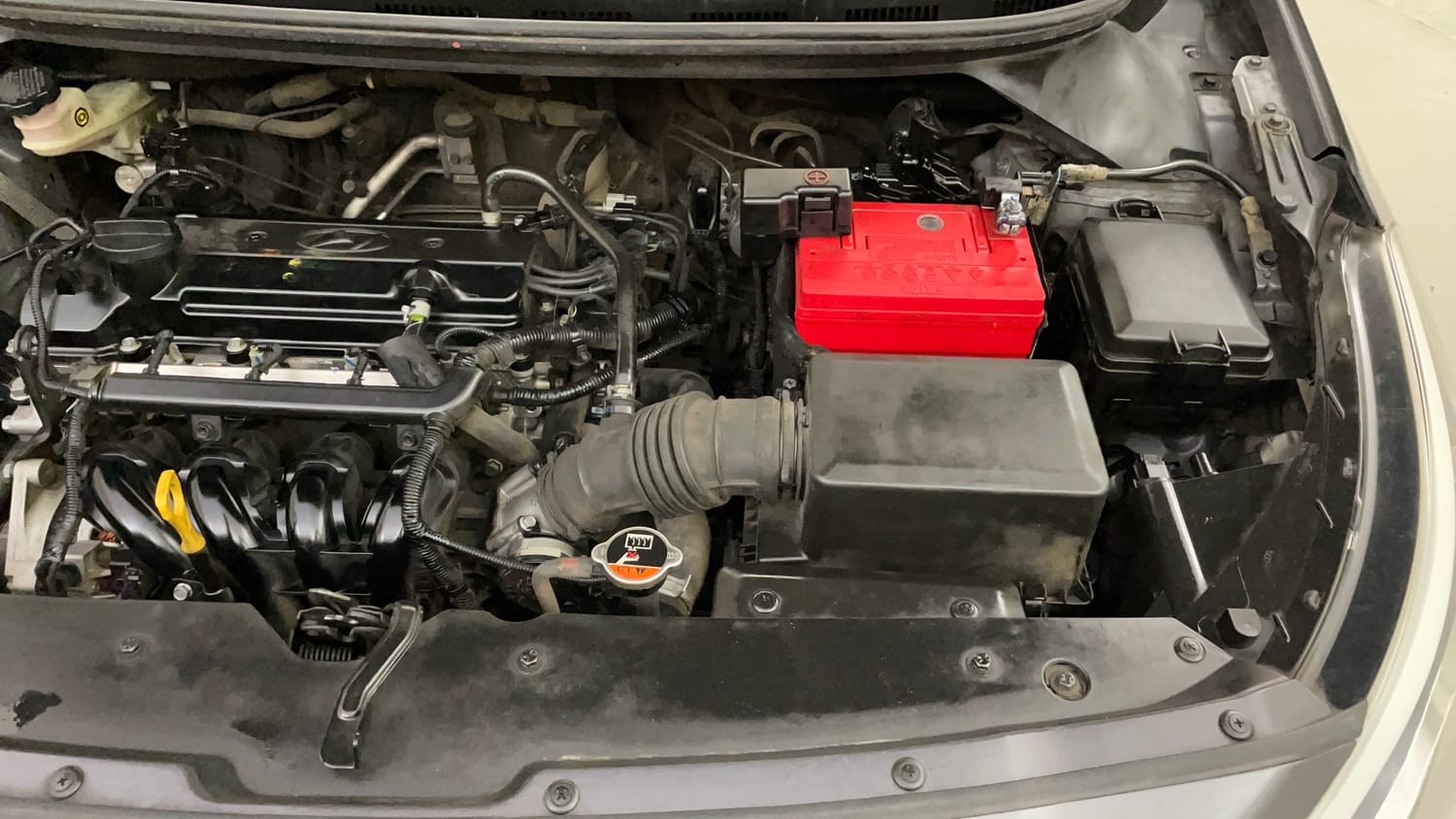 Used 2017 Hyundai Elite i20 Asta 1.2 Petrol Manual engine ENGINE LEFT SIDE VIEW