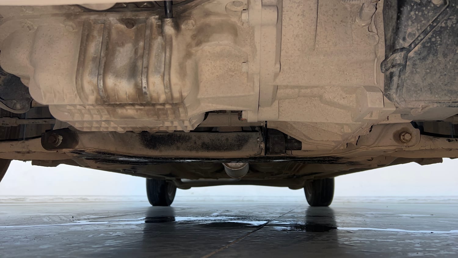 Used 2018 Ford Figo Aspire Titanium 1.2 Ti-VCT Petrol Manual extra FRONT LEFT UNDERBODY VIEW