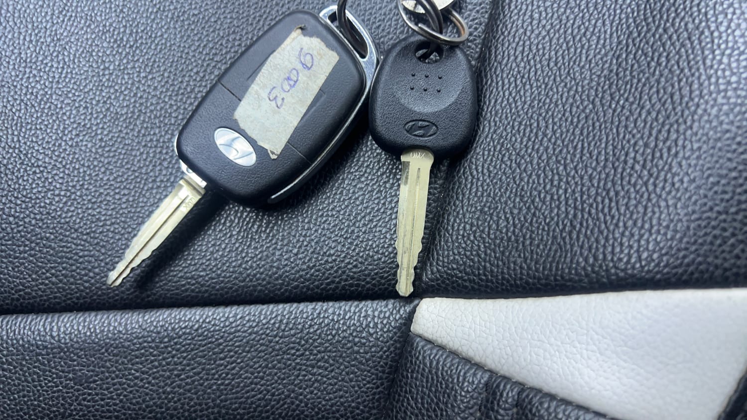 Used 2019 Hyundai Venue S 1.2 Petrol Petrol Manual extra CAR KEY VIEW