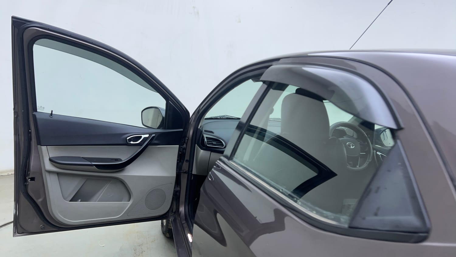 Used 2018 Tata Tiago Revotron XZA Petrol Automatic interior LEFT FRONT DOOR OPEN VIEW