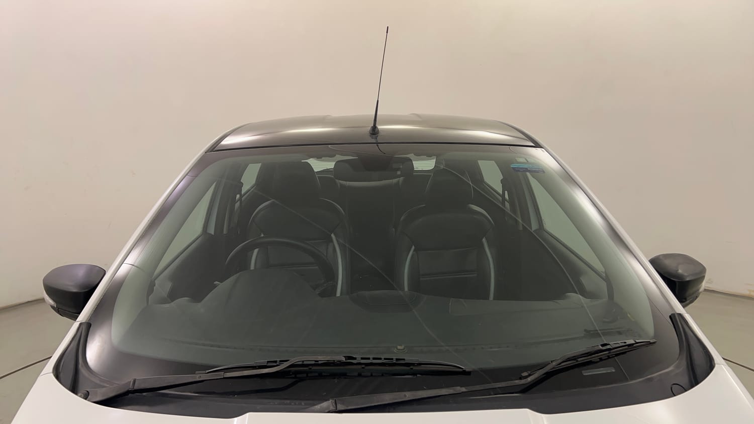 Used 2017 Ford Figo Titanium 1.2 Ti-VCT Petrol Manual exterior FRONT WINDSHIELD VIEW