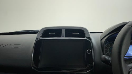 Used 2024 Renault Kwid RXT 1.0L Petrol Manual top_features Touch screen infotainment system