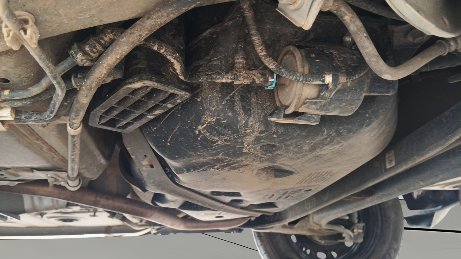 Used 2021 Maruti Suzuki Baleno Delta Petrol Manual extra REAR UNDERBODY VIEW (TAKEN FROM REAR)