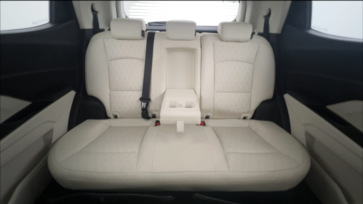 Used 2025 Mahindra XUV 3XO AX7 1.2 Petrol AT Petrol Automatic interior REAR SEAT CONDITION VIEW
