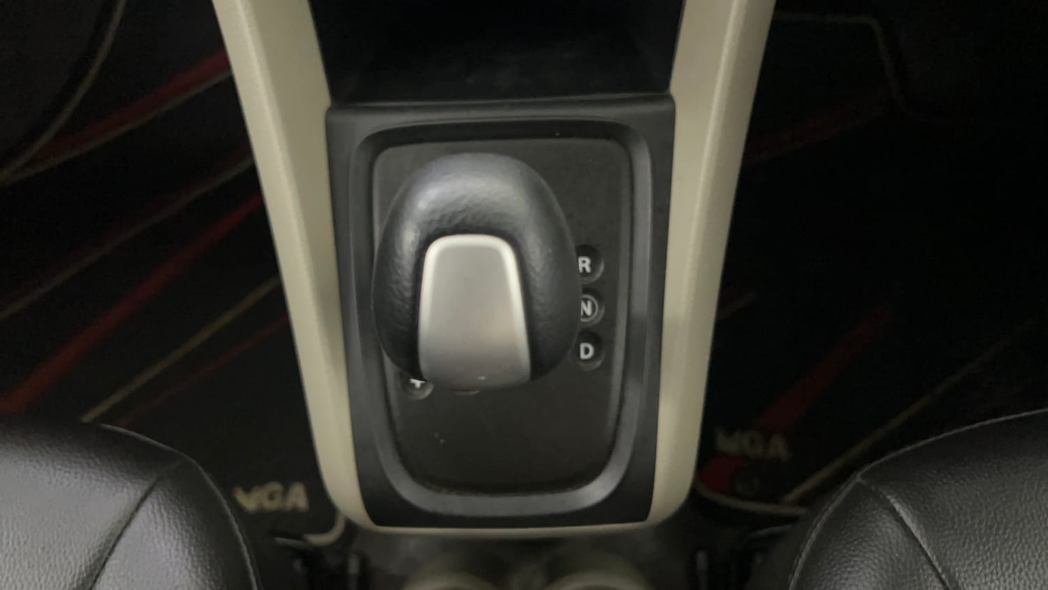 Used 2016 Maruti Suzuki Celerio VXi AMT Petrol Automatic interior GEAR  KNOB VIEW