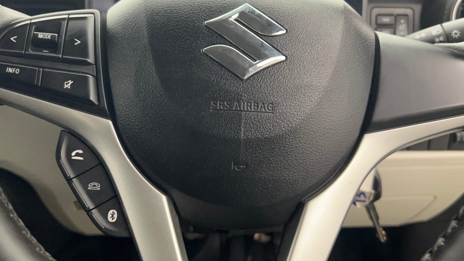 Used 2022 Maruti Suzuki Ignis Delta 1.2 MT Petrol Manual top_features Airbags