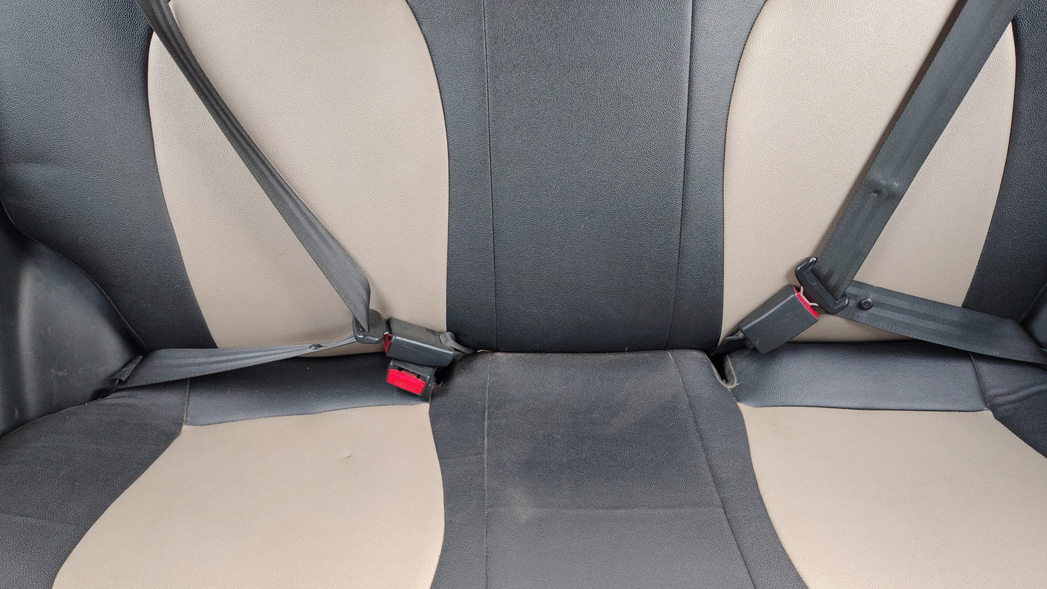 Used 2017 Hyundai Grand i10 Sportz (O) 1.2 Kappa VTVT Petrol Manual interior REAR SEAT CONDITION VIEW