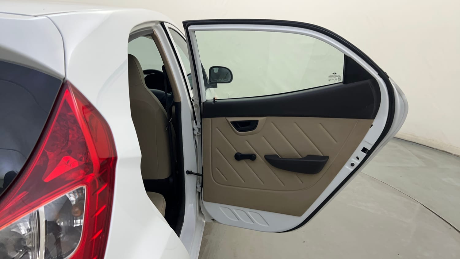 Used 2018 Hyundai Eon Era + Petrol Manual interior RIGHT REAR DOOR OPEN VIEW