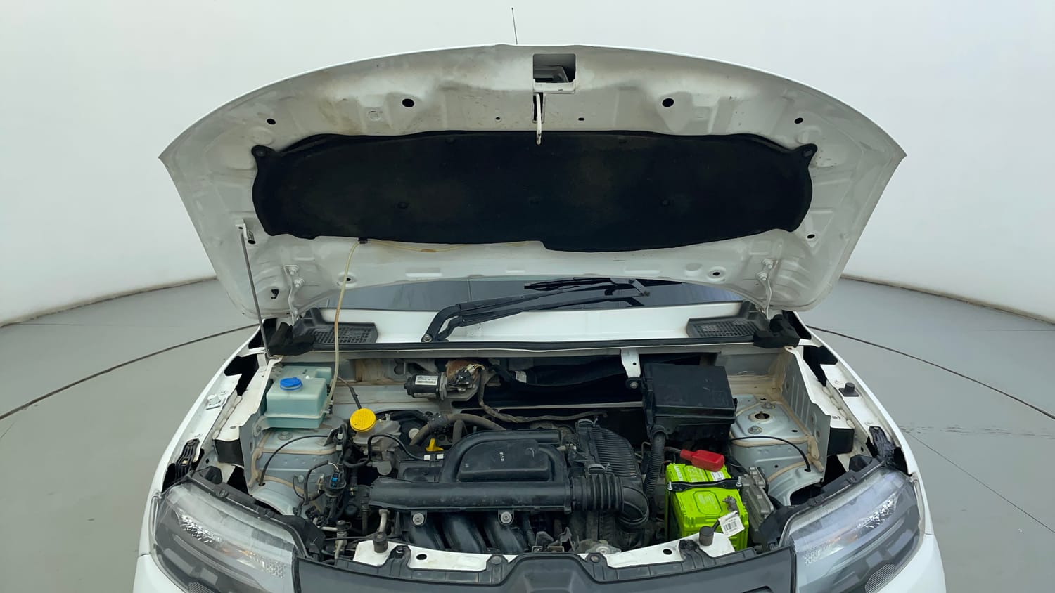 Used 2023 Renault Kwid RXT 1.0 AMT Petrol Automatic engine ENGINE & BONNET OPEN FRONT VIEW
